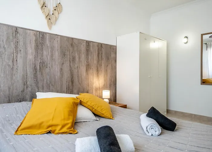 On The Way!* Habitación en casa particular Portimão