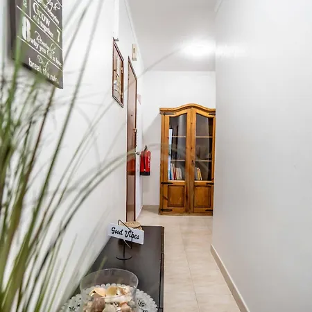 Habitación en casa particular On The Way!* Portimão