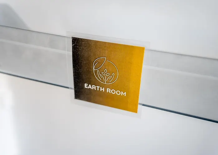 Проживання в сім'ї On The Way!* *