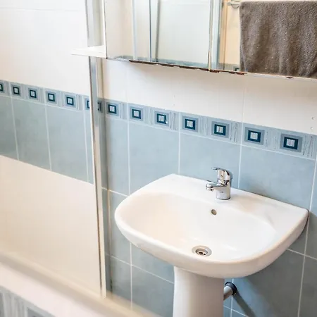 Privatunterkunft On The Way!*