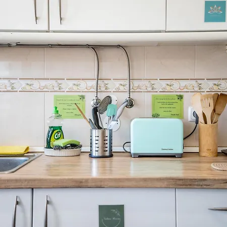 On The Way!* Privatunterkunft *